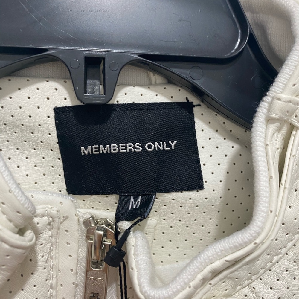 Jacket - Picture 4 of 7